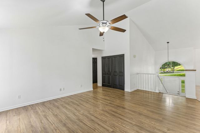 2024 Big Oak Dr, Spring Hill, TN 37174