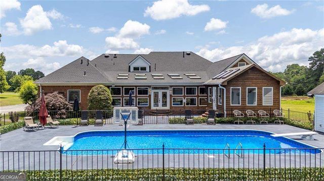 104 Aspen Drive NE, Calhoun, GA 30701