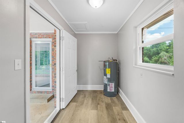 45 Maxie Avenue, Greenville, SC 29611
