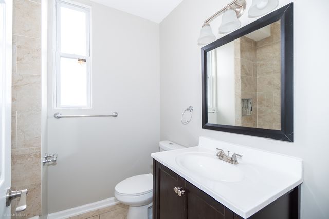 4326 S CALUMET Avenue 2, Chicago, IL 60653