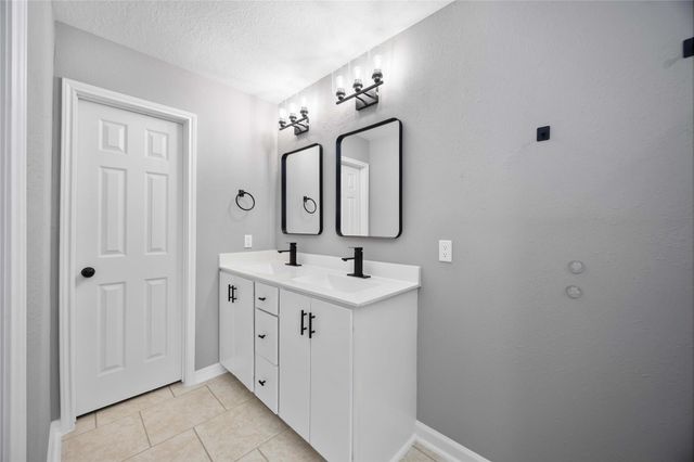 13219 Dennis Way Lane, Houston, TX 77044