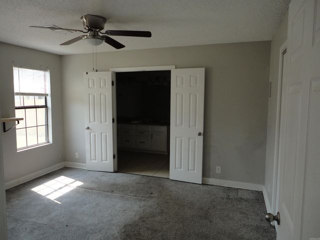 14200 Krestview Drive, Mabelvale, AR 72103