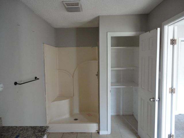 14200 Krestview Drive, Mabelvale, AR 72103