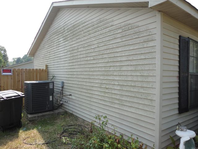 14200 Krestview Drive, Mabelvale, AR 72103