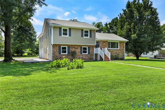 2616 LIVERMAN Dr, North Prince George, VA 23860