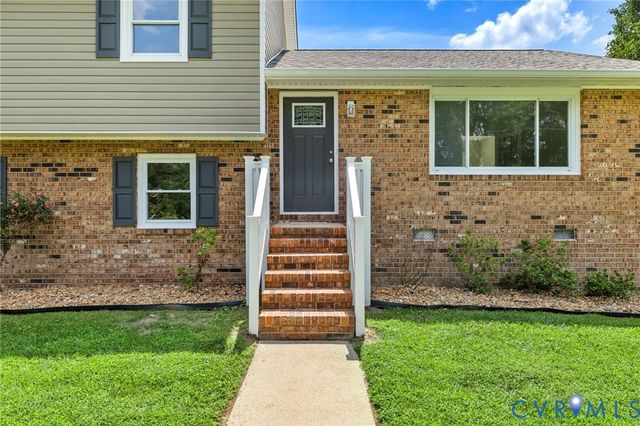 2616 LIVERMAN Dr, North Prince George, VA 23860