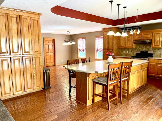 16257 Farm Road 2175, Cassville, MO 65625