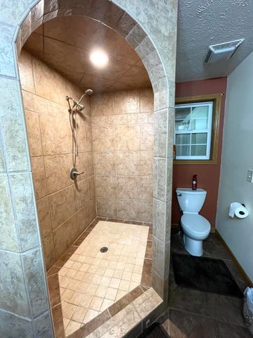 16257 Farm Road 2175, Cassville, MO 65625