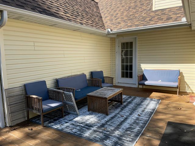 16257 Farm Road 2175, Cassville, MO 65625