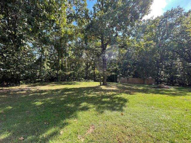 16257 Farm Road 2175, Cassville, MO 65625