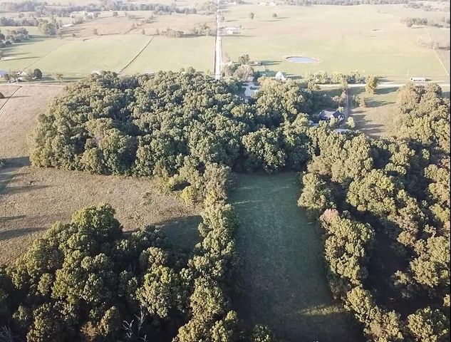 16257 Farm Road 2175, Cassville, MO 65625