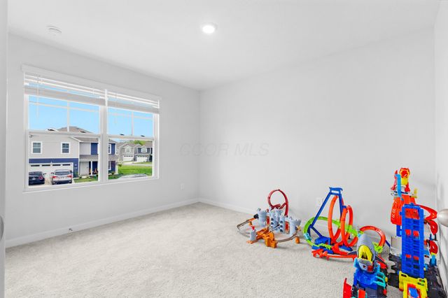 4949 Sanford Grove Place, Canal Winchester, OH 43110