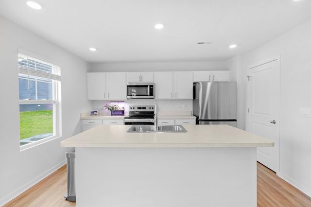 4949 Sanford Grove Place, Canal Winchester, OH 43110