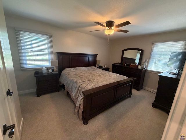 3609 N 154th TER, Basehor, KS 66007
