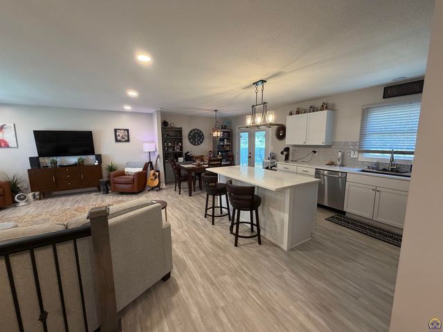 3609 N 154th TER, Basehor, KS 66007