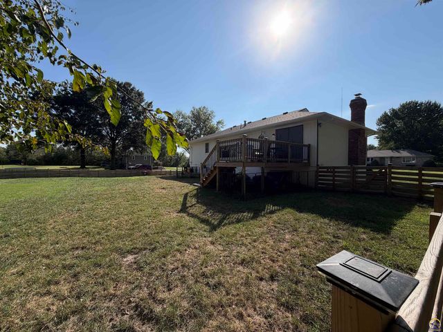 3609 N 154th TER, Basehor, KS 66007