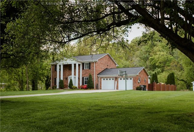 4 Sheridan Drive, St Albans, WV 25177