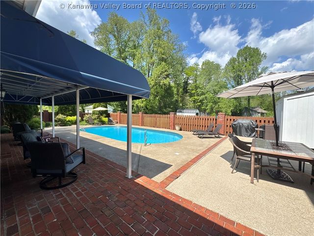 4 Sheridan Drive, St Albans, WV 25177