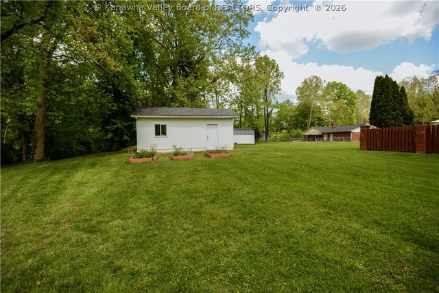 4 Sheridan Drive, St Albans, WV 25177