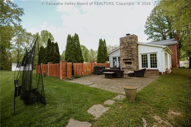 4 Sheridan Drive, St Albans, WV 25177