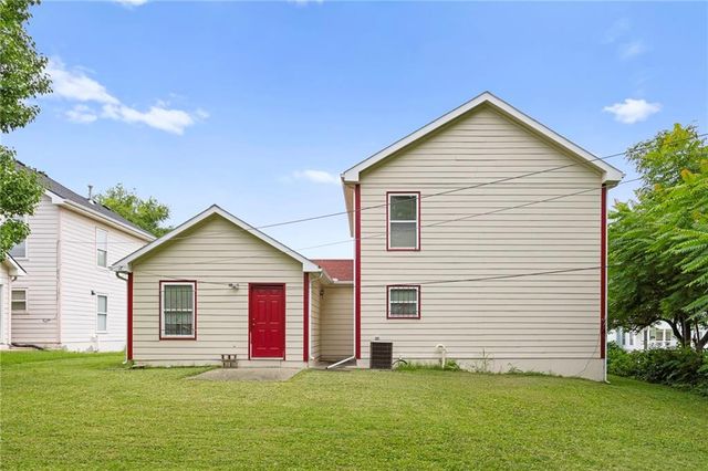 2005 E 34th Street, Kansas City, MO 64109