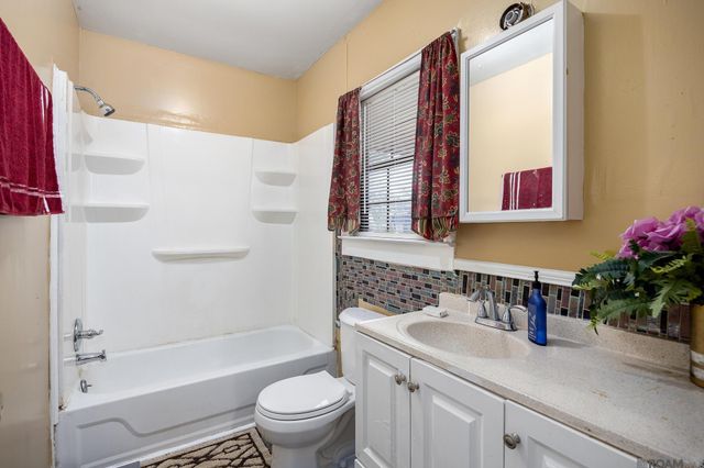 3536 Beechwood Dr, Baton Rouge, LA 70805