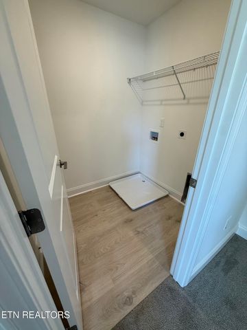 1820 Bennett Village Drive, Maryville, TN 37804