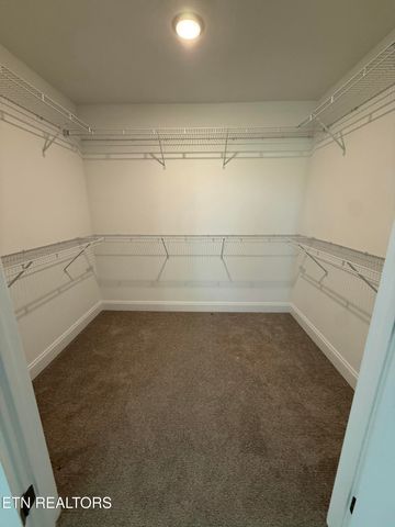 1820 Bennett Village Drive, Maryville, TN 37804