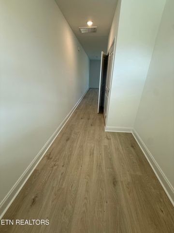 1820 Bennett Village Drive, Maryville, TN 37804