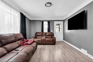 25636 New York Street, Dearborn Heights, MI 48125