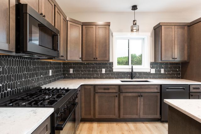 249 Saddle Ridge Lane, Troy Twp, WI 54022