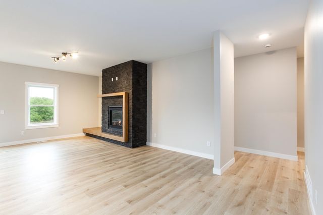 249 Saddle Ridge Lane, Troy Twp, WI 54022