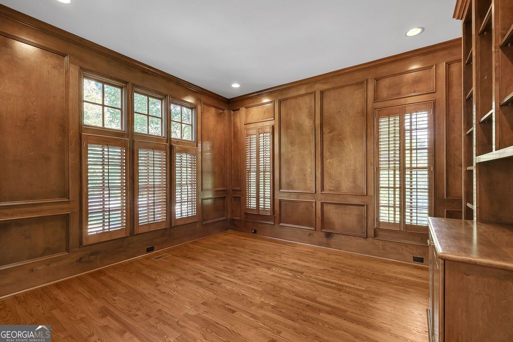4595 Peachtree Dunwoody Road, Sandy Springs, GA 30342 — photo 4