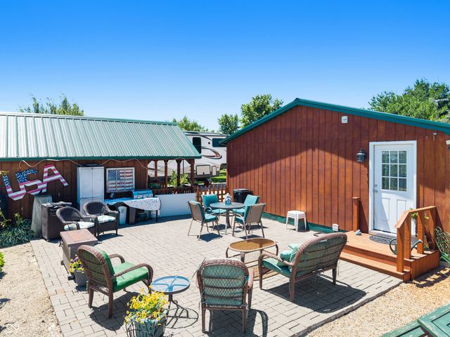 7134 Sandrea, Ladoga, IN 47954