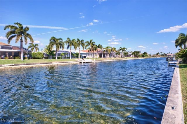 401 SE 23rd TER, Cape Coral, FL 33990
