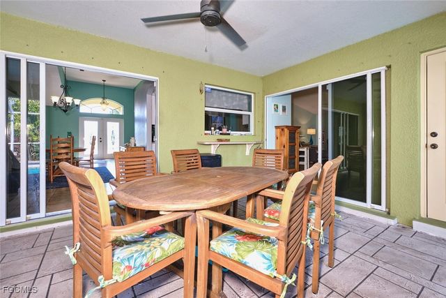 401 SE 23rd TER, Cape Coral, FL 33990