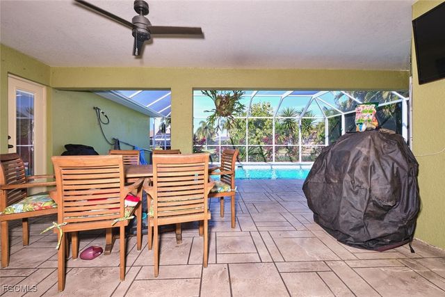 401 SE 23rd TER, Cape Coral, FL 33990