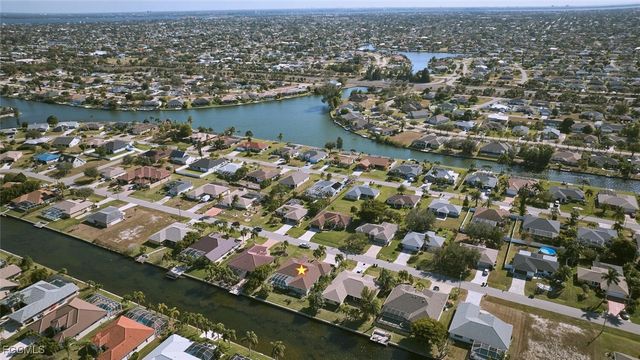 401 SE 23rd TER, Cape Coral, FL 33990