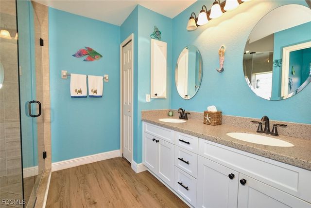 401 SE 23rd TER, Cape Coral, FL 33990