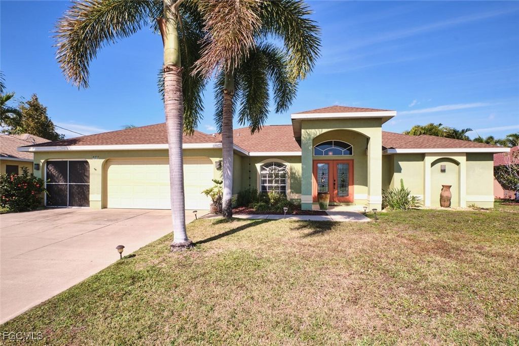 401 SE 23rd TER, Cape Coral, FL 33990