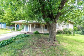 211 Kennan Street, Prairie Grove, AR 72753