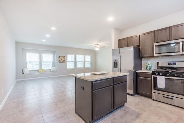 658 Nautical LOOP, Kyle, TX 78640