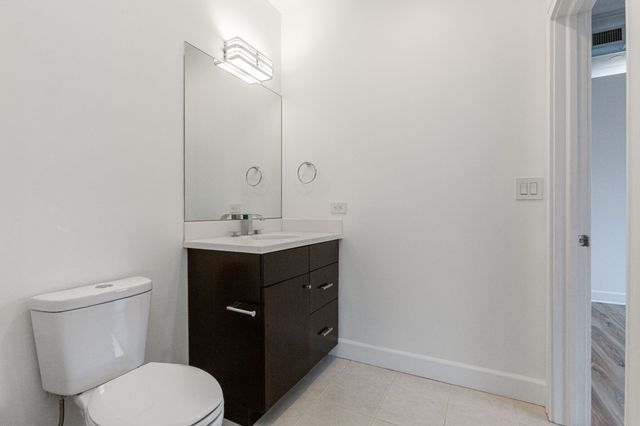 117 30th Ave N Apt 304, Nashville, TN 37203