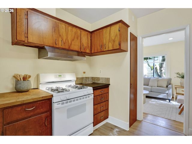 6433 Se 19TH Ave, Portland, OR 97202