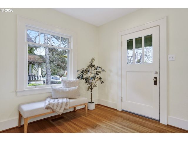 6433 Se 19TH Ave, Portland, OR 97202