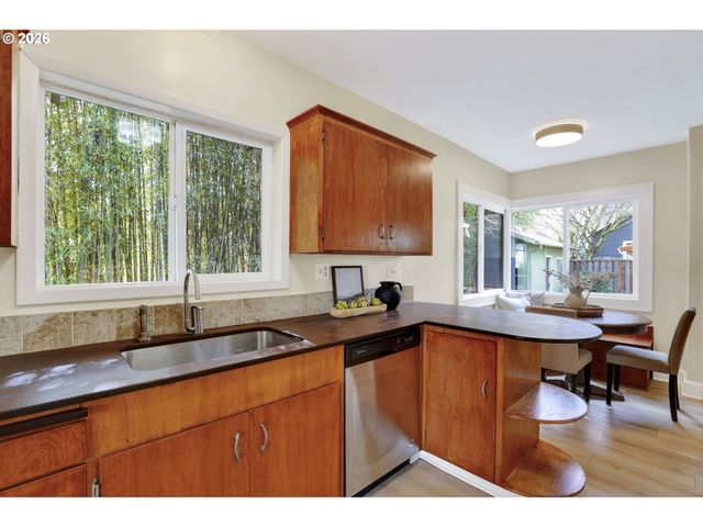 6433 Se 19TH Ave, Portland, OR 97202