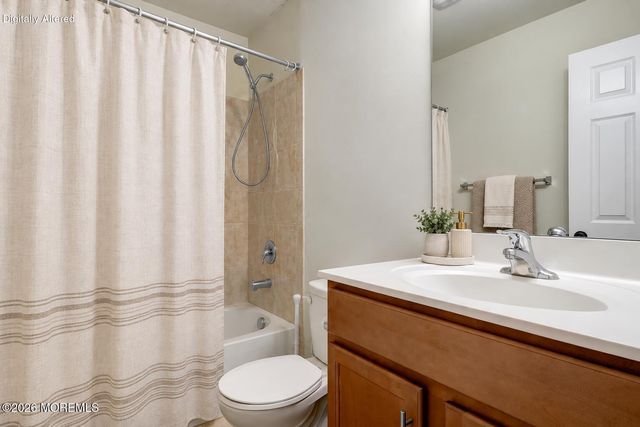 147 Waypoint Drive, Eatontown, NJ 07724