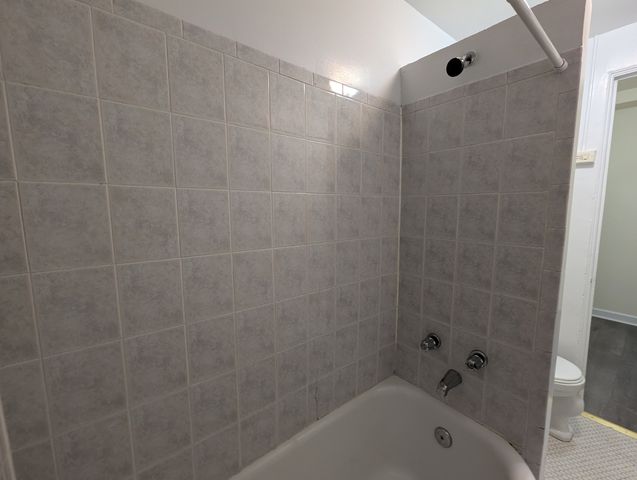 5417 N Kenmore Avenue 404, Chicago, IL 60640