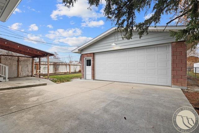 1627 Yellowstone Ave, Billings, MT 59102