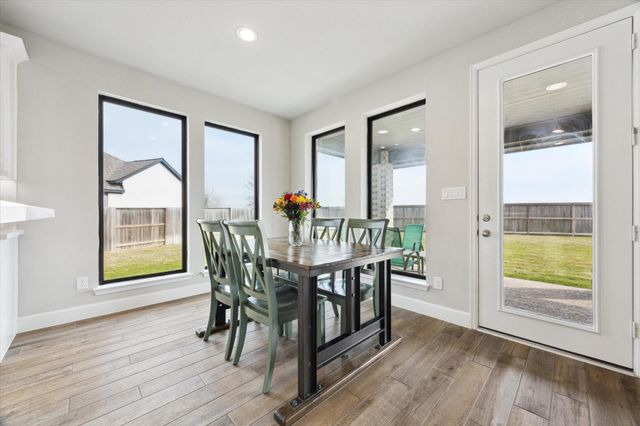 9951 Chapman Trail, Manvel, TX 77578